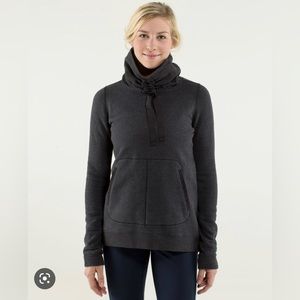 NWT Lululemon Avenue Sweatshirt
